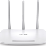 TP-Link WR845N Wireless Router, WAN Port